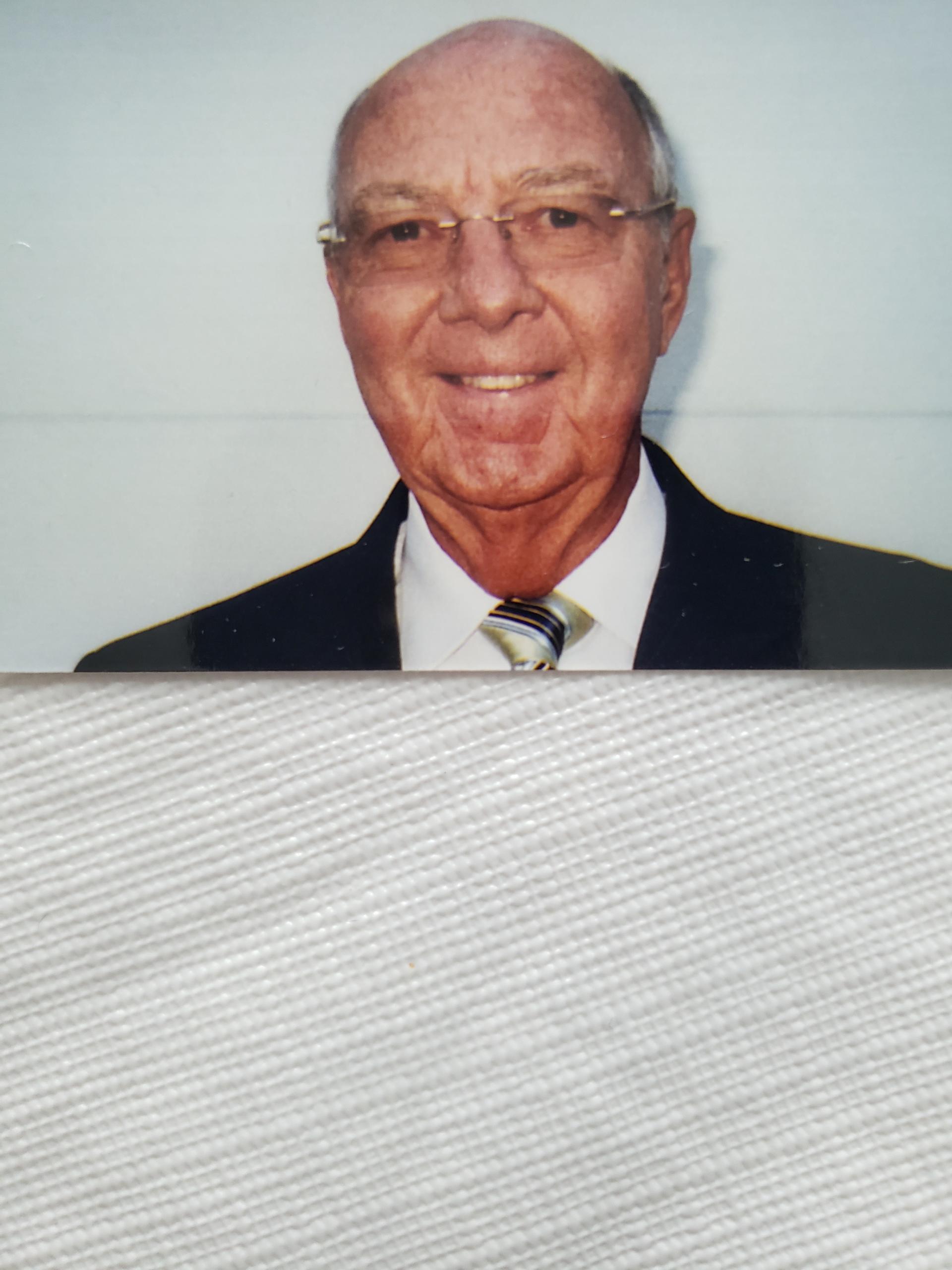 Dr. John  Michkovits